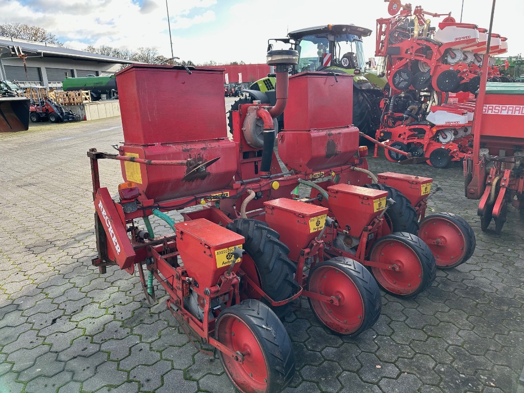 Becker Aeromat S 4 reihig - Technika siewu - Precyzyjny oczyszczacz powietrza