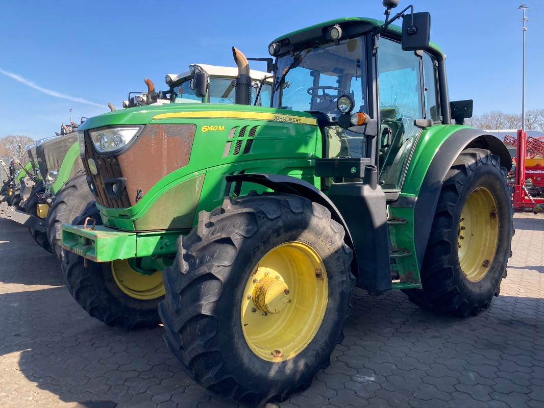 John Deere 6140 M **Black-Weeks** - Traktor