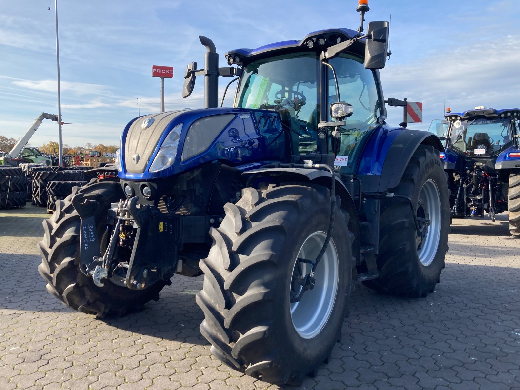 New Holland T 7.300 Auto Command  **Jahresendralley** - Tractor