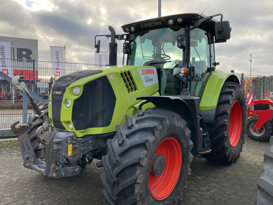 CLAAS Arion 650 CMatic - Traktor