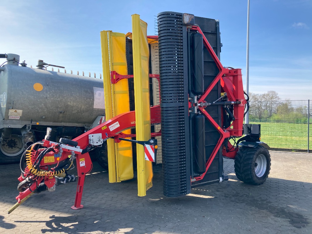 Pöttinger Mergento VT 9220 Neuwertig - Tecnología de pastoreo + tecnología de cosecha de forraje - Rastrillo