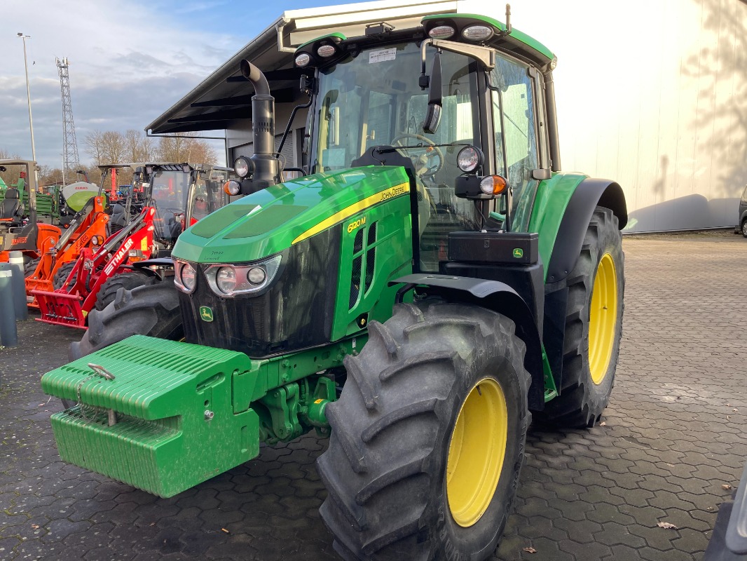 John Deere 6M120 - Traktor