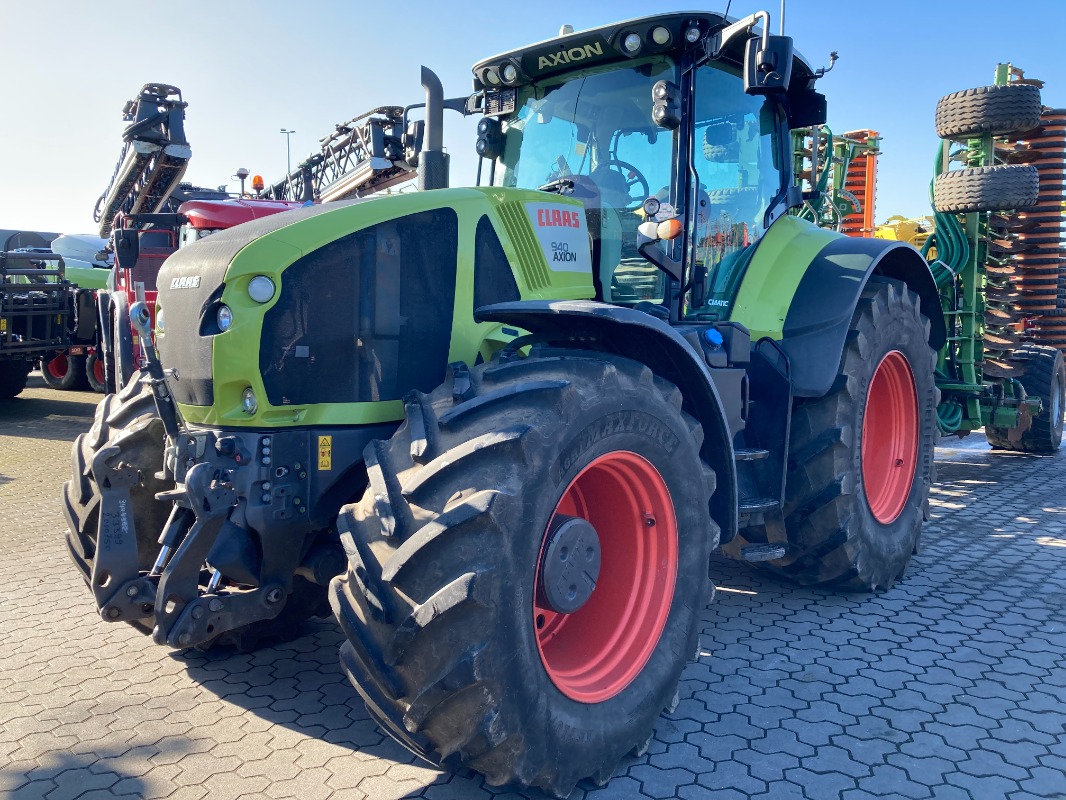 CLAAS Axion 920 - Traktor
