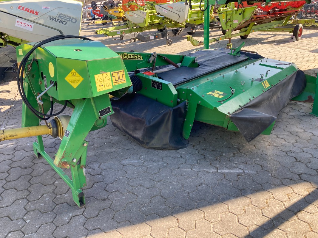 John Deere 328 A - Grünland- u. Futtererntetechnik - Mähwerk
