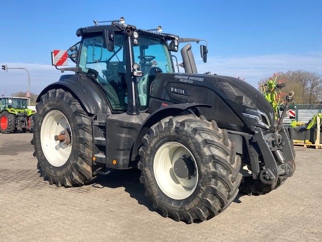 Valtra Q305 Unlimited - Tractor