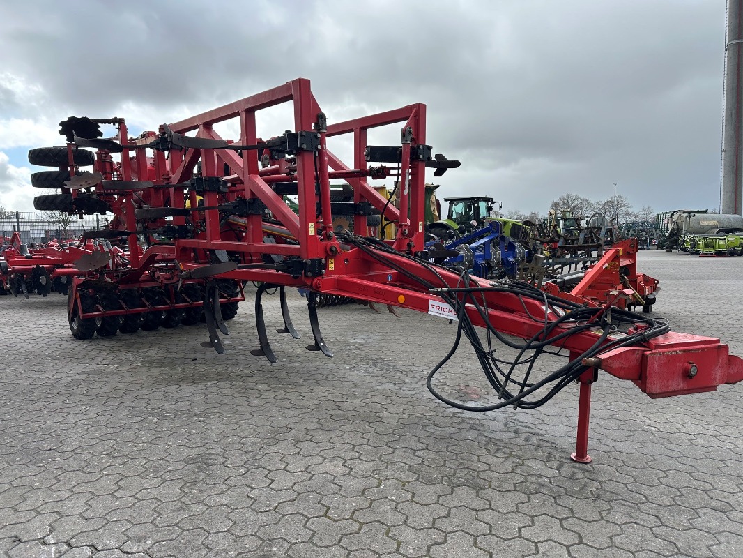 Horsch Tiger 4 AS mit Duo Drill - Bodenbearbeitungsgerät - Grubber