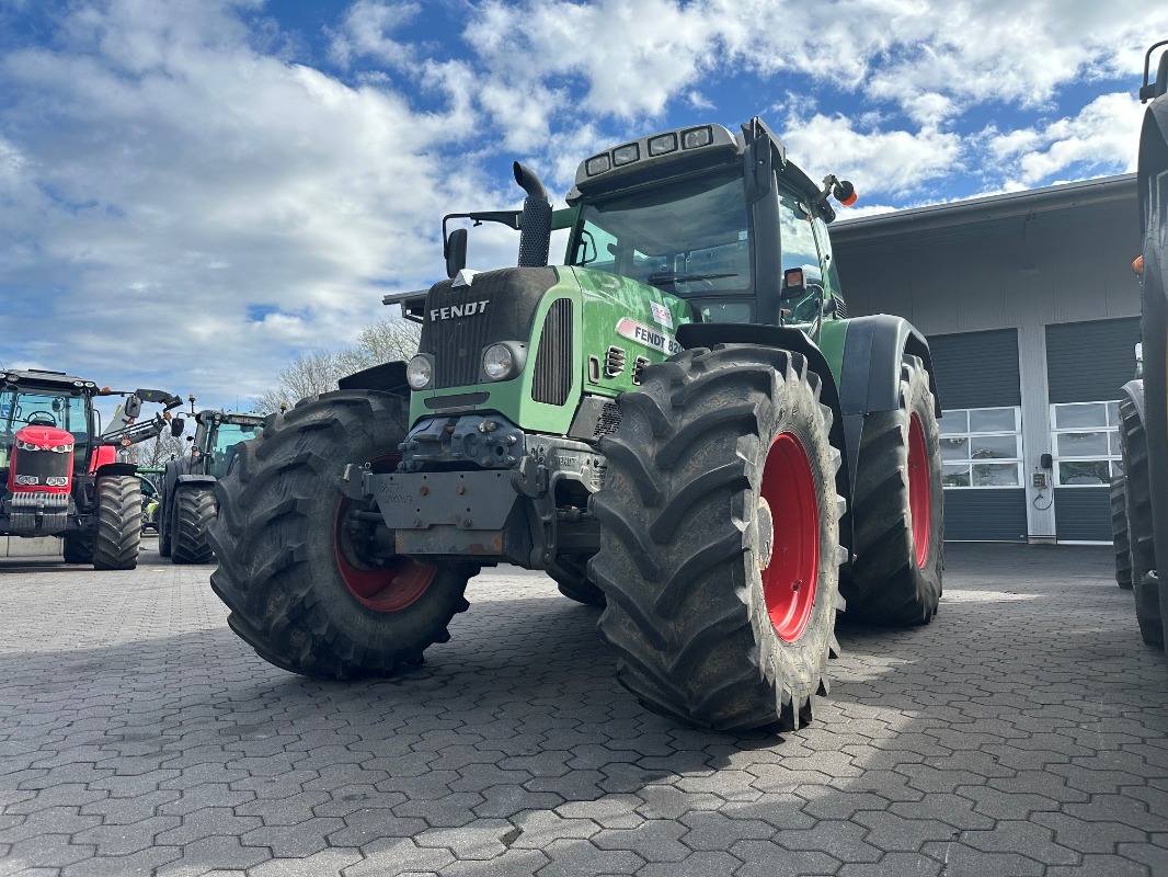 Fendt 820 Vario TMS - Traktor