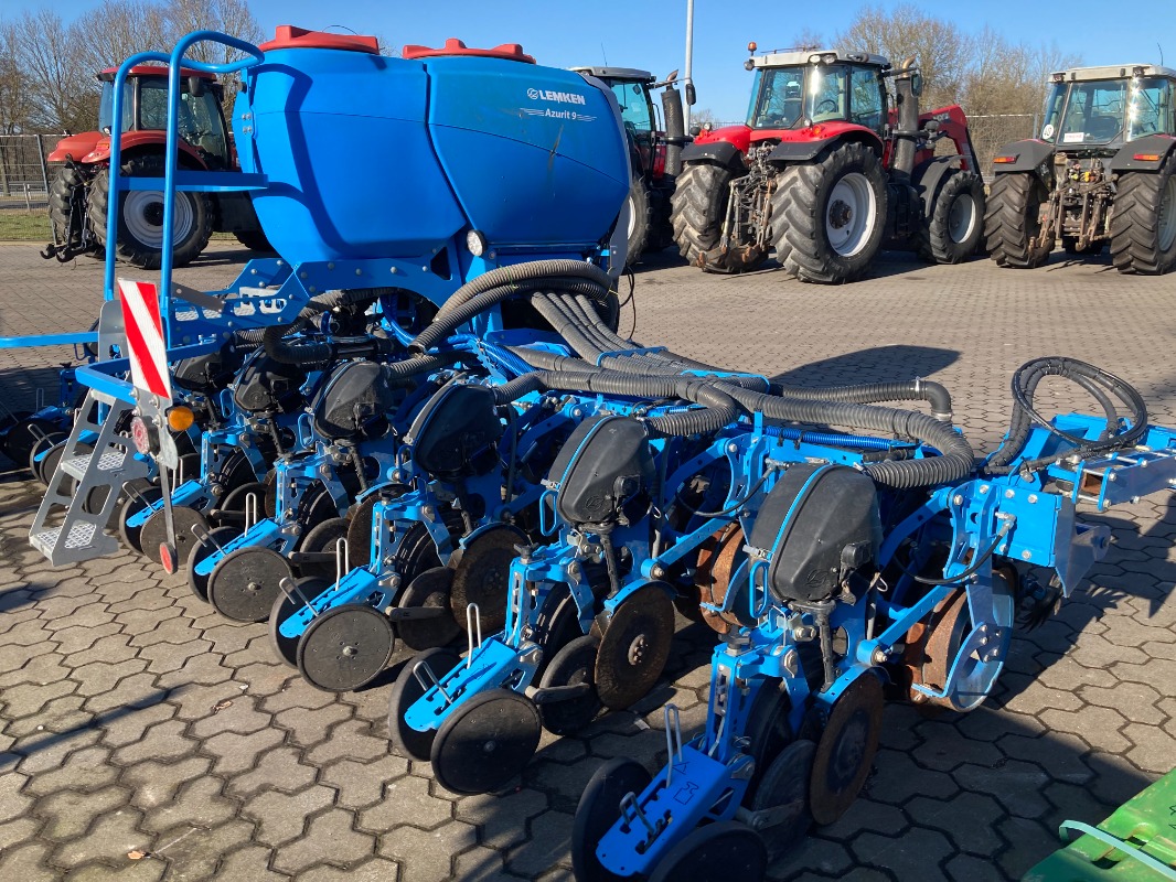 Lemken Azurit 9 mit Fronttank - Technique de semis - Filtre à air de précision