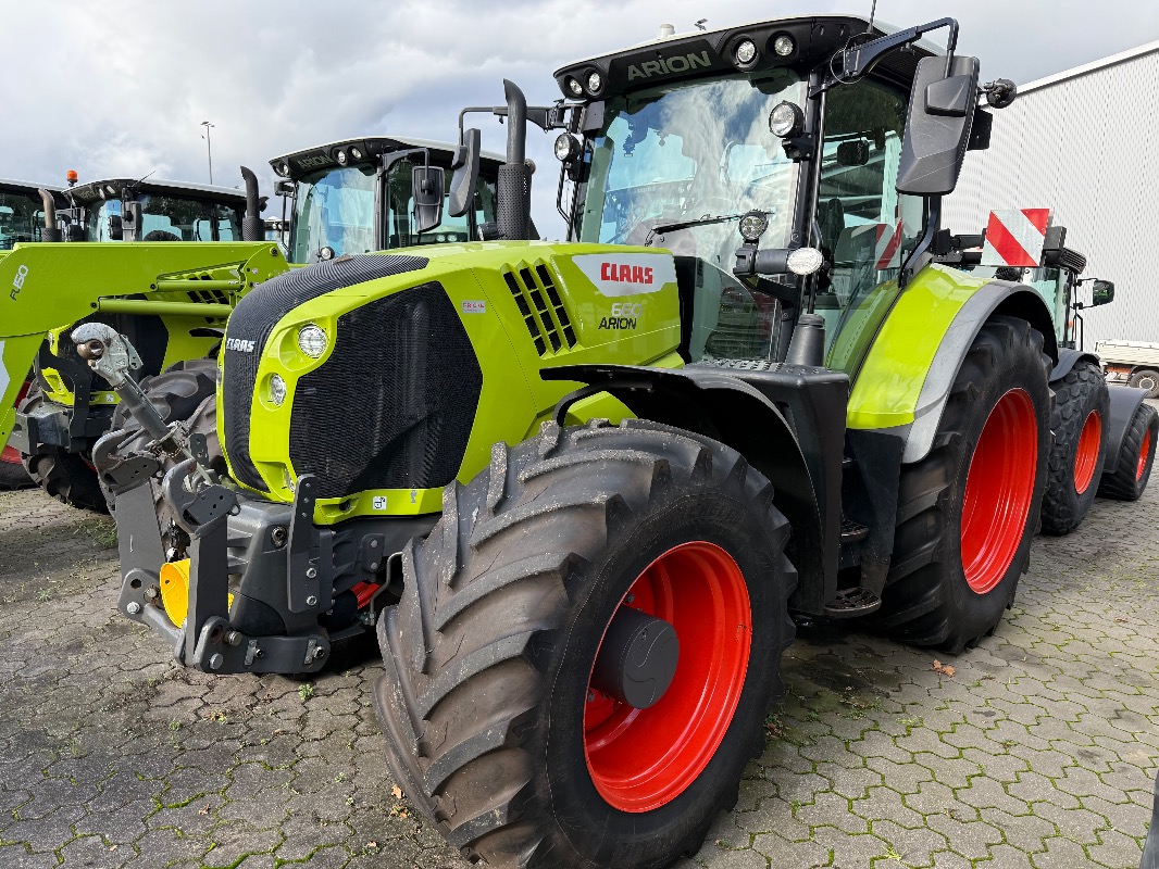 CLAAS Arion 660 Cmatic Cebis - Traktor