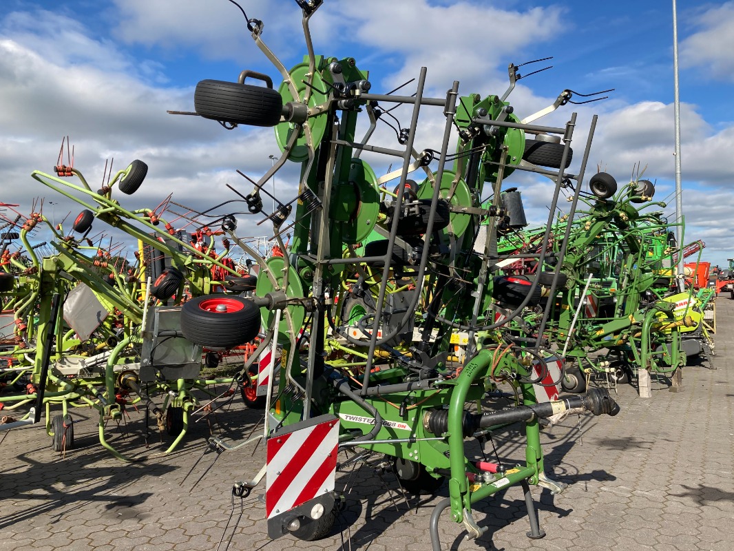 Fendt Twister 8608 DN - Grassland technology + Forage harvesting technology - Rotary haymaker
