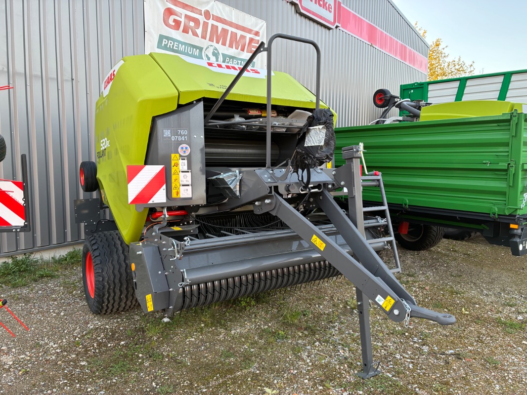 CLAAS Rollant 520 RC - Pulse - Rotoempacadora