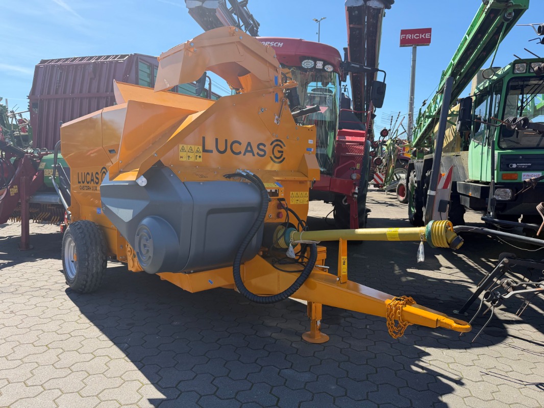 Lucas Castor+ 30 R - Stalltechnik - Einstreutechnik
