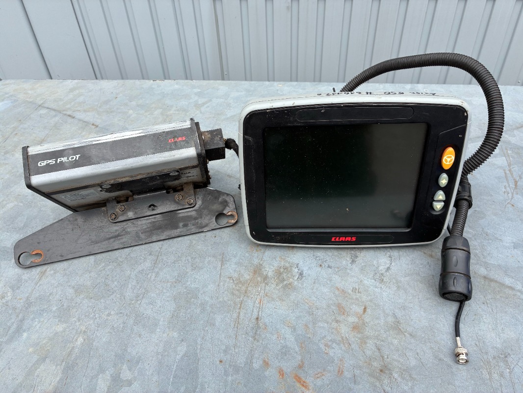 CLAAS S10 RTK Lenksystem mit Navigationsrechner - Agricultura de precisión - Sistema de conducción en paralelo