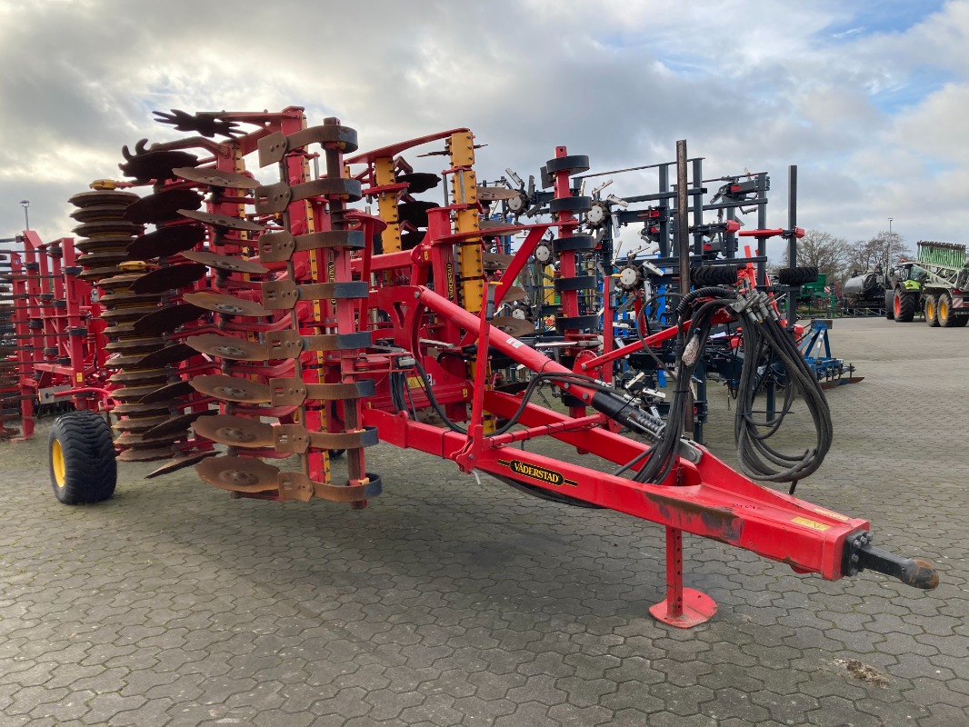 Väderstad Carrier 425 XL - Outils de travail du sol - Herse à disques