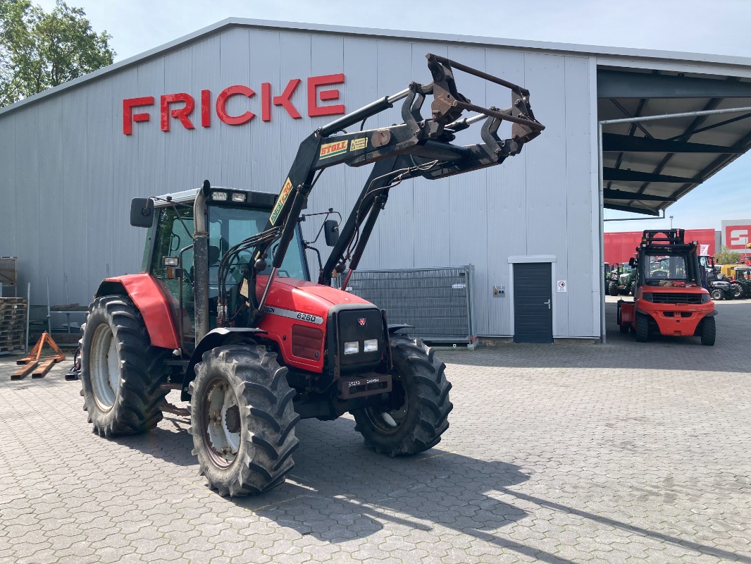 Massey Ferguson 6260 - Traktor