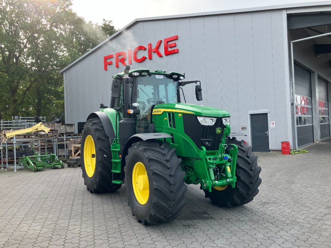 John Deere 6M220 - Ciągnik