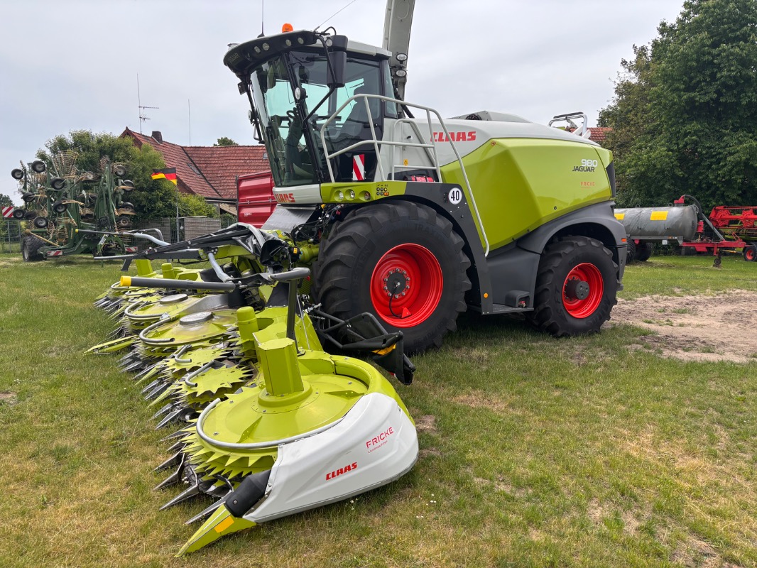 CLAAS Jaguar 980 - Sieczkarnia samojezdna