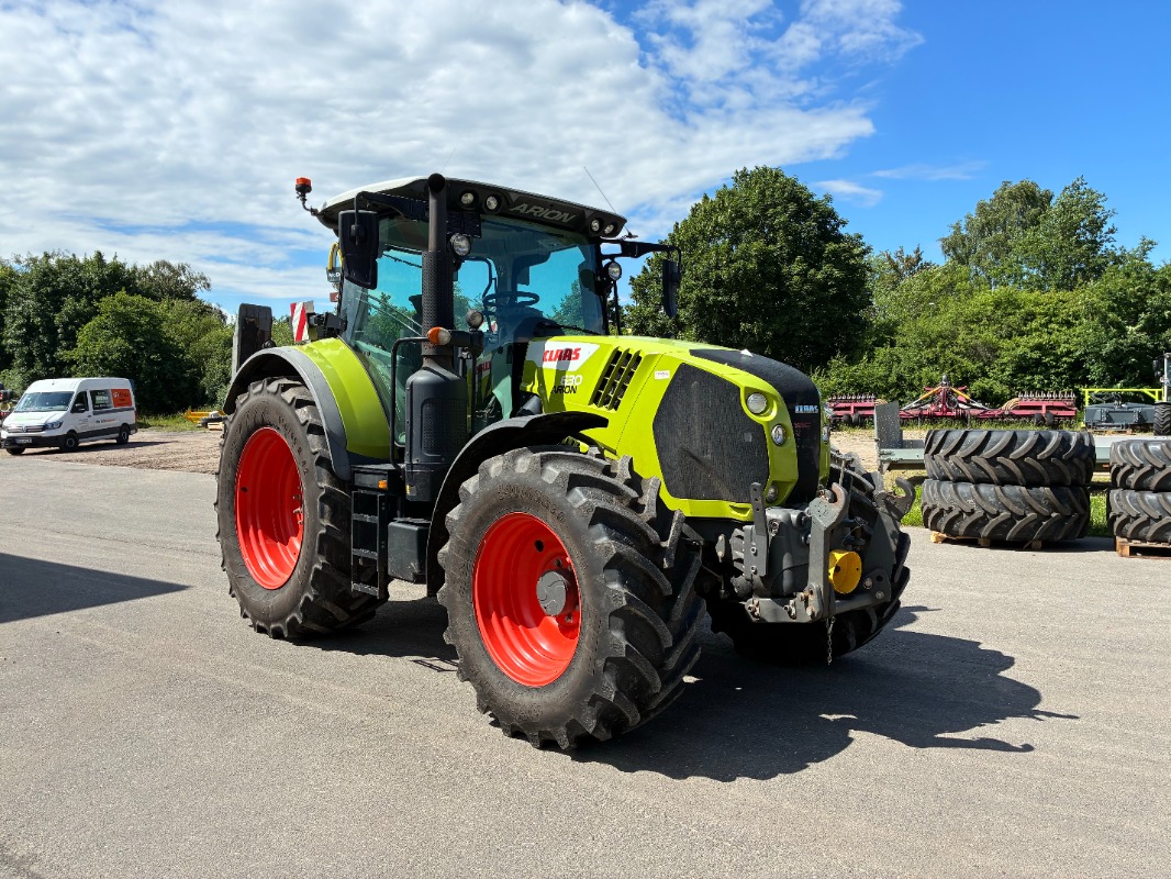 CLAAS Arion 630 Hexa CIS+ - Traktor