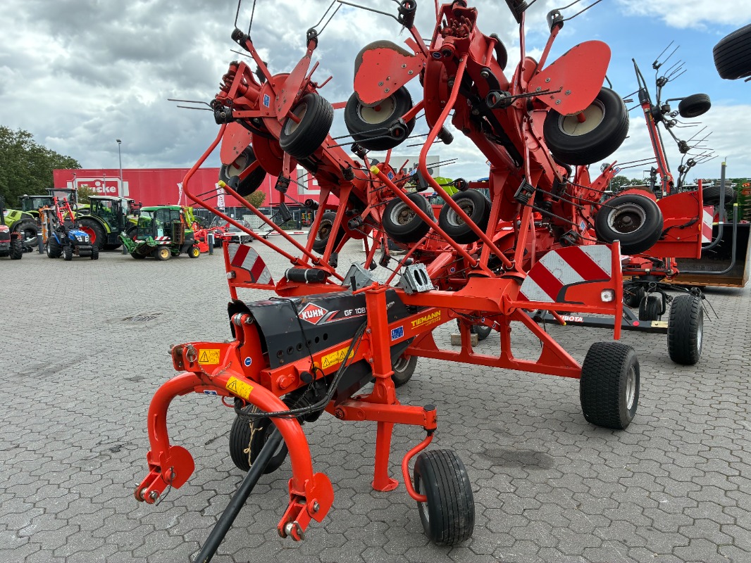 Kuhn GF 10812 T - Grünlandtechnik + Futtererntetechnik - Kreiselheuer