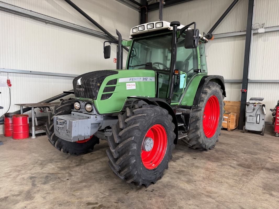 Fendt 312 Vario TMS - Traktor