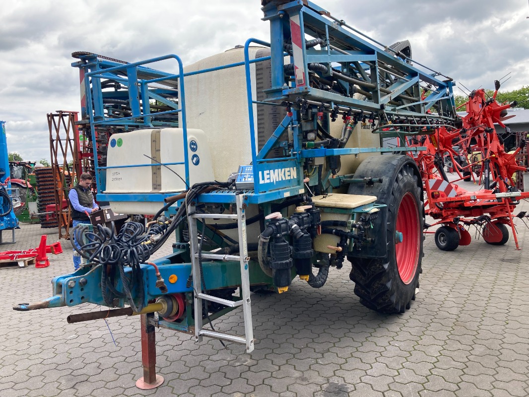 Lemken Primus 45 - Düngung/Pflanzenschutztechnik/Pflege - Anhängespritze