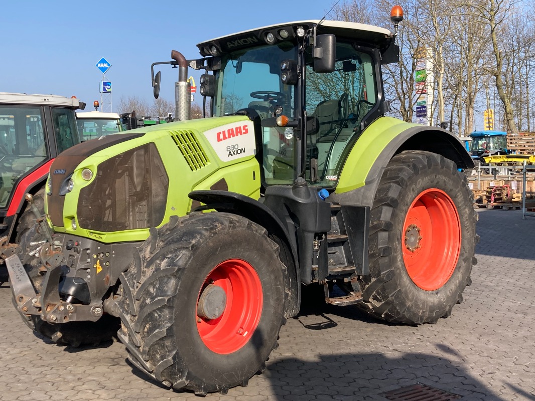 CLAAS Axion 830 Cebis Hexashift - Traktor