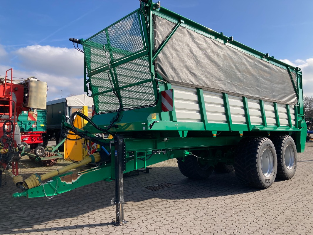 Tebbe ST 500 Tandem Silotrailer - Tecnología del transporte - Carro de transporte de paja