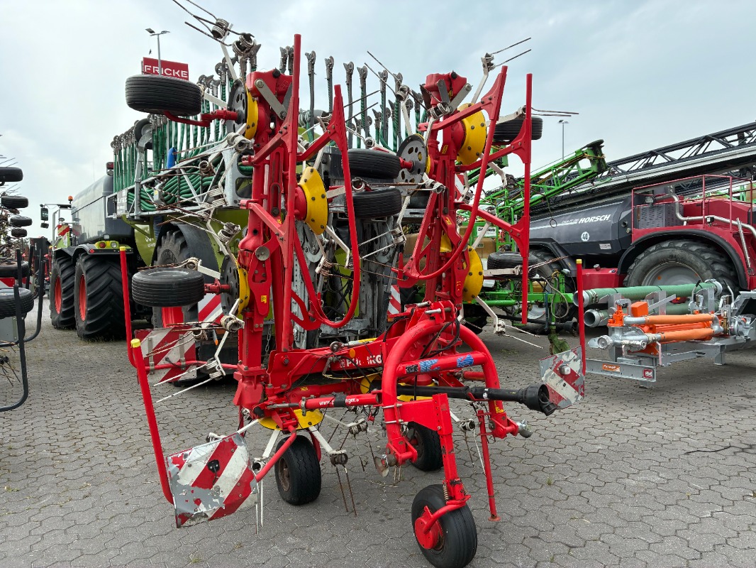 Pöttinger Hit 910 H - Grünlandtechnik + Futtererntetechnik - Kreiselheuer