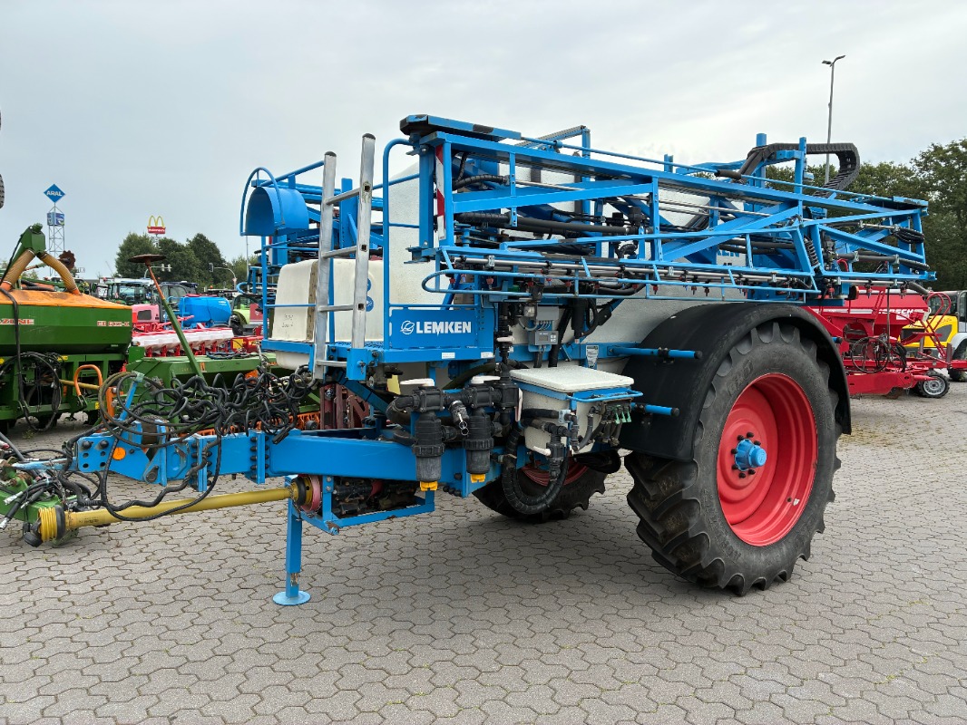 Lemken Primus 45/27 - Düngung/Pflanzenschutztechnik/Pflege - Anhängespritze