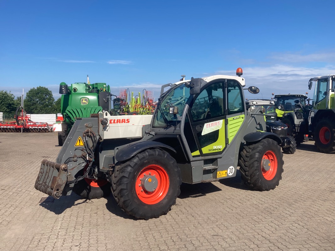 CLAAS Scorpion 9055 Varipower Plus - Bagger + Lader - Teleskoplader