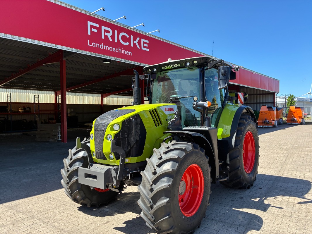 CLAAS Arion 630 Hexashift Cis - Tractor