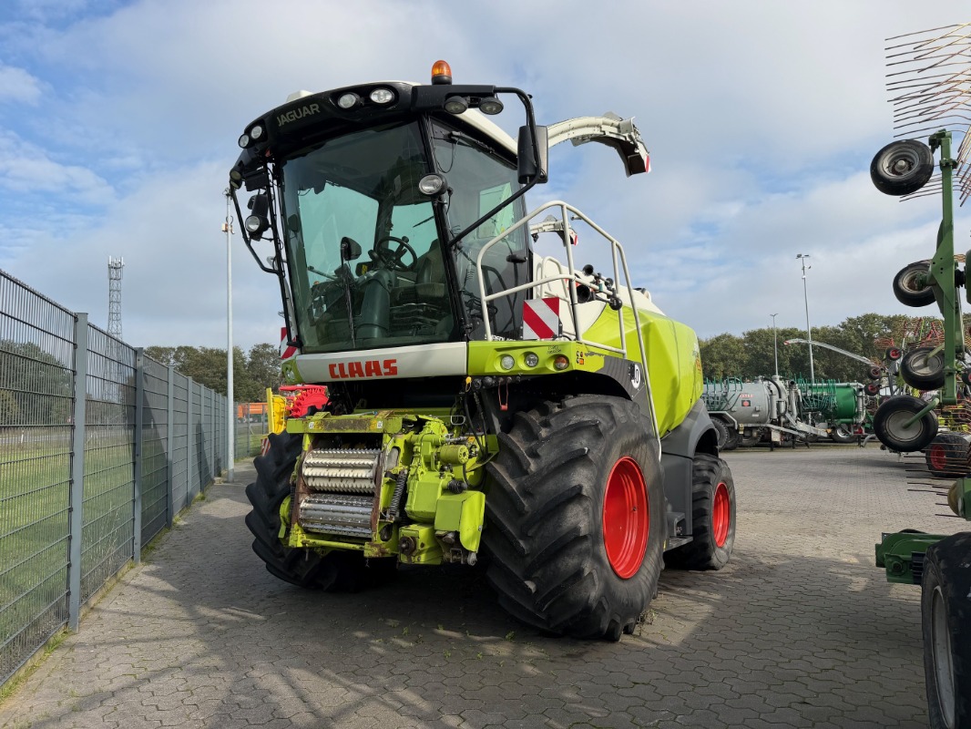 CLAAS Jaguar 870 Allrad - Feldhäcksler