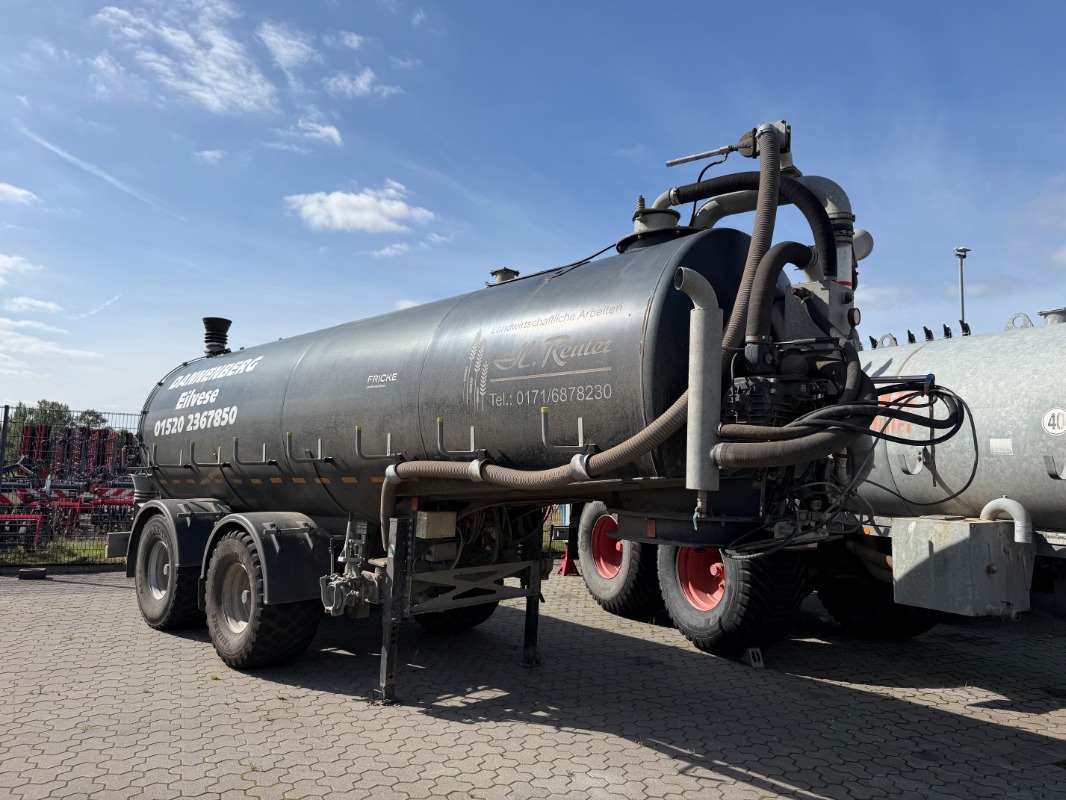 Sonstige Schöma 26 - Gülletechnik + Dungtechnik - Zubringerfaß