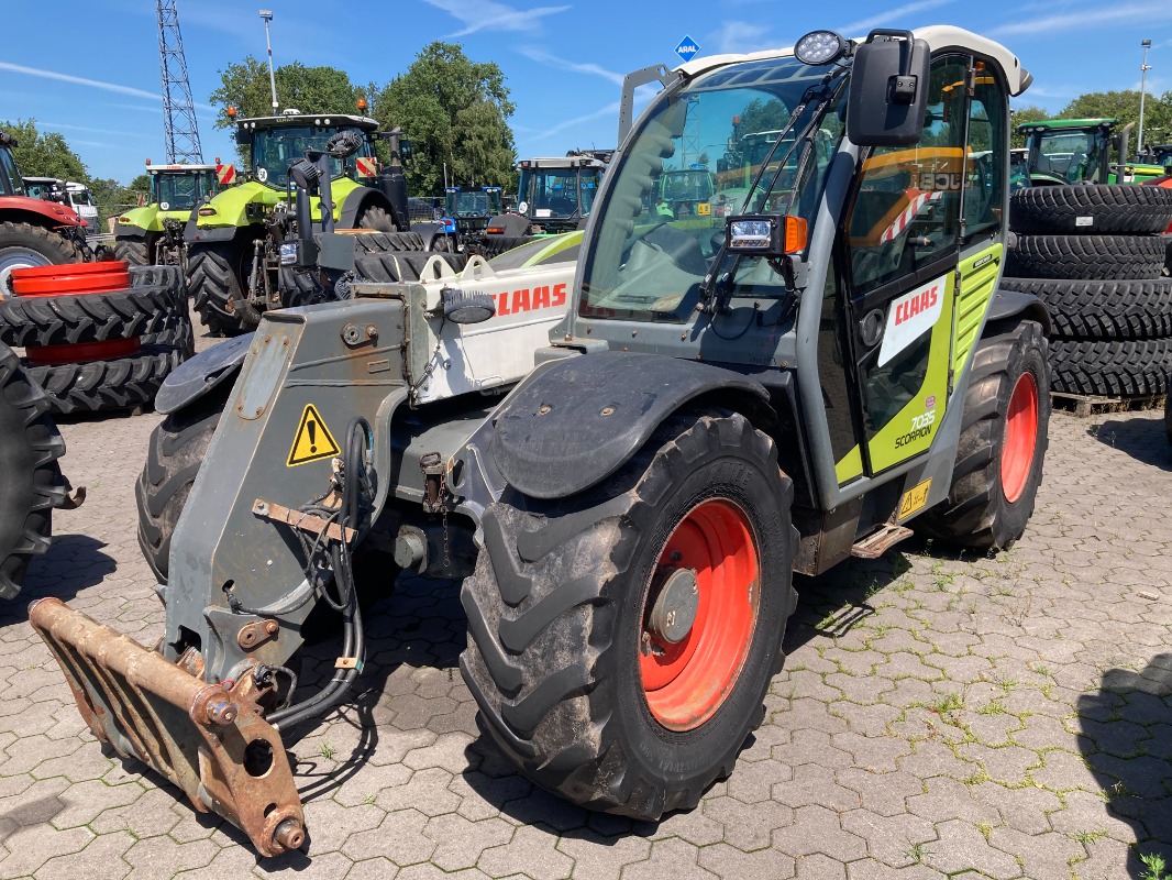 CLAAS Scorpion 7035 - Excavadora + Cargador - Manipulador telescópico